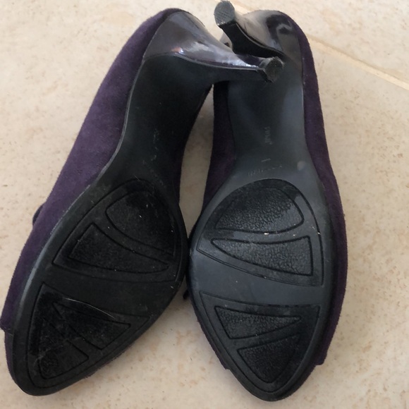 💜Fioni Faux Suede Purple peep toe mary jane style tie front heels - Picture 7 of 11